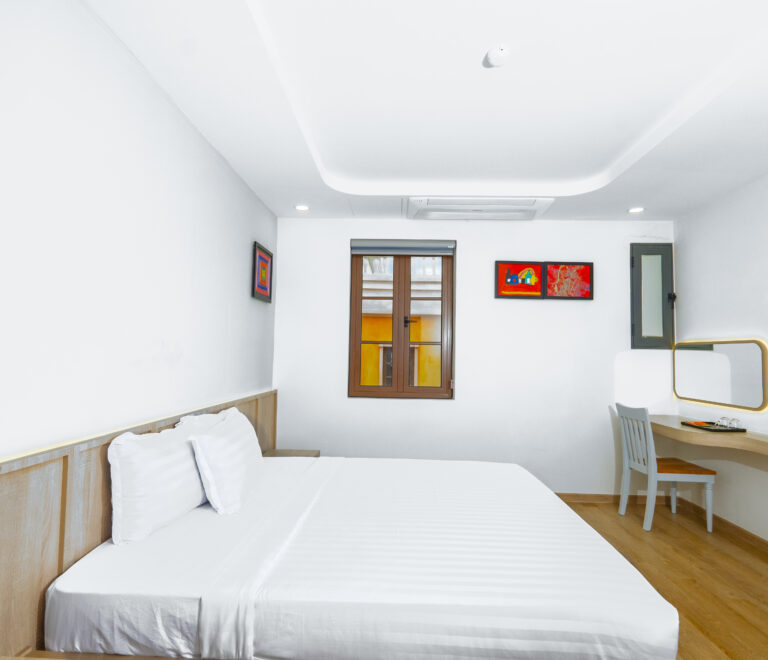 Deluxe Park View King Room